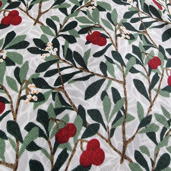 Little Perch Designs William Morris 'Arbutus' Table Runner