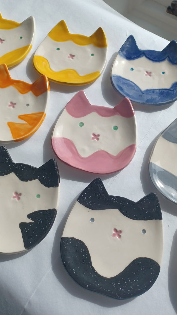 Maple Tree Pottery-Cat Dish