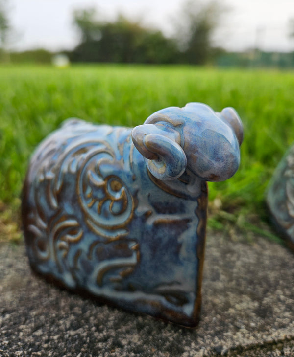 Mount Ida Pottery Gallery. Sheep abstract Sculptures