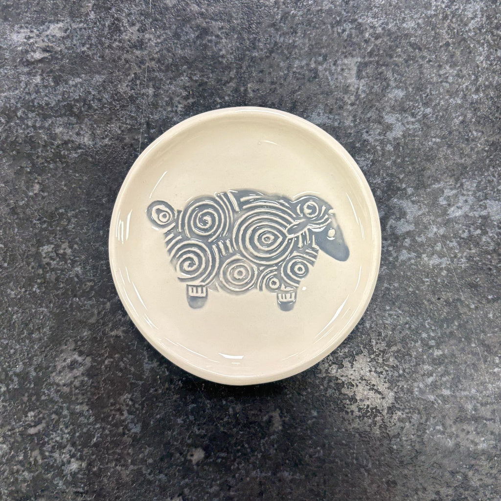 Maple Tree Pottery Sheep Ring Dish - Grey