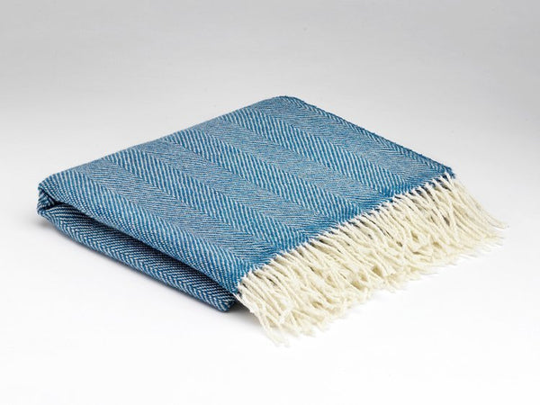 McNutt of Donegal. Turquoise Herringbone Knee Blanket