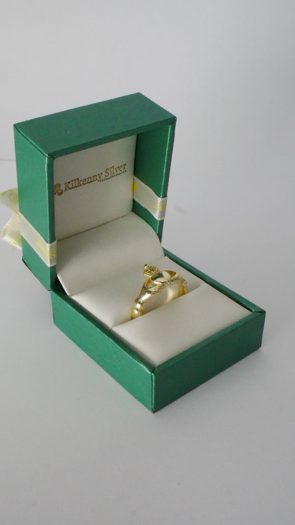 Kilkenny silver - Classic Celtic Claddagh Ring- Gold