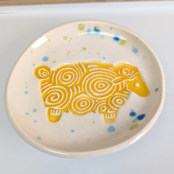 Maple Tree Pottery- Sheep Ring Dish-Speckled Yellow