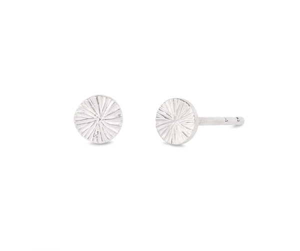 Garret Mallon Radanta Stud earrings medium in silver
