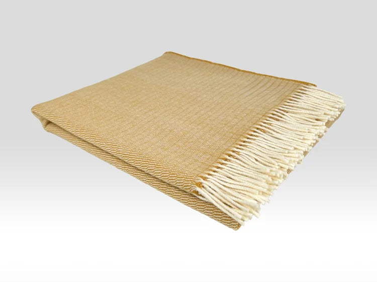 McNutt of Donegal. Ripple Lemon Throw
