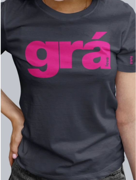 fukil grá t-shirt. Navy & Pink