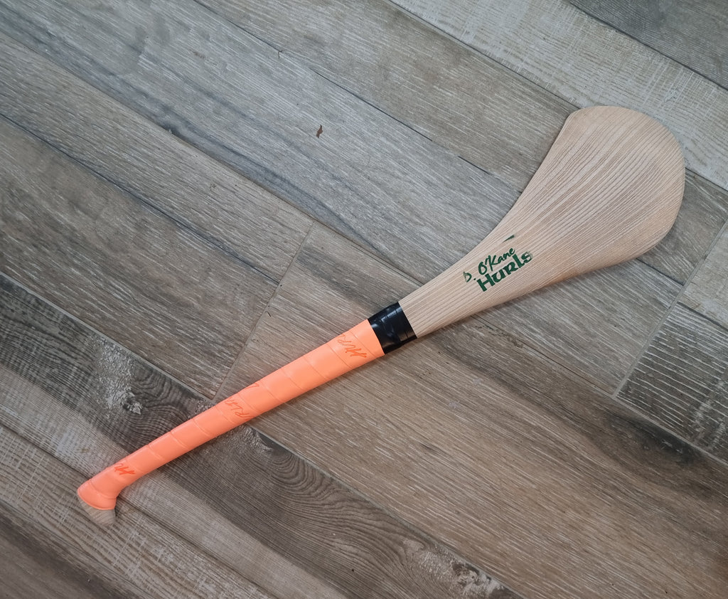 Pat O'Kane Hurls with Grip Size 24