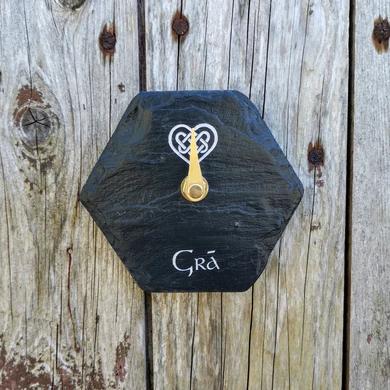 Blue House Gifts Hexagonal Slate Clock Grá